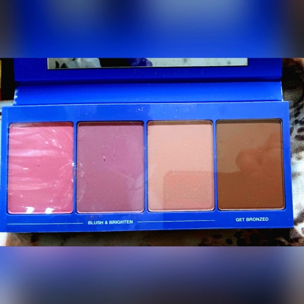 Clinique 'GOOD TO GLOW' Blush All-in-One Face Palette, Contour, bronze, blush